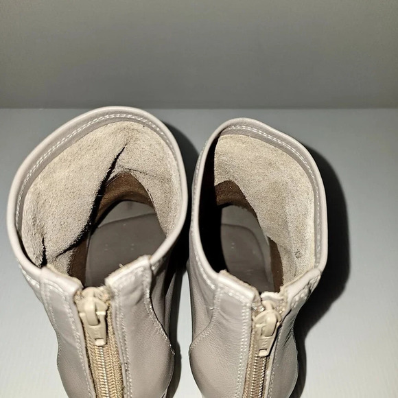 Chocolat Blu Boston Ankle Boot Womens EU 38 Taupe Gray Leather Block Heel Fall - Picture 13 of 16